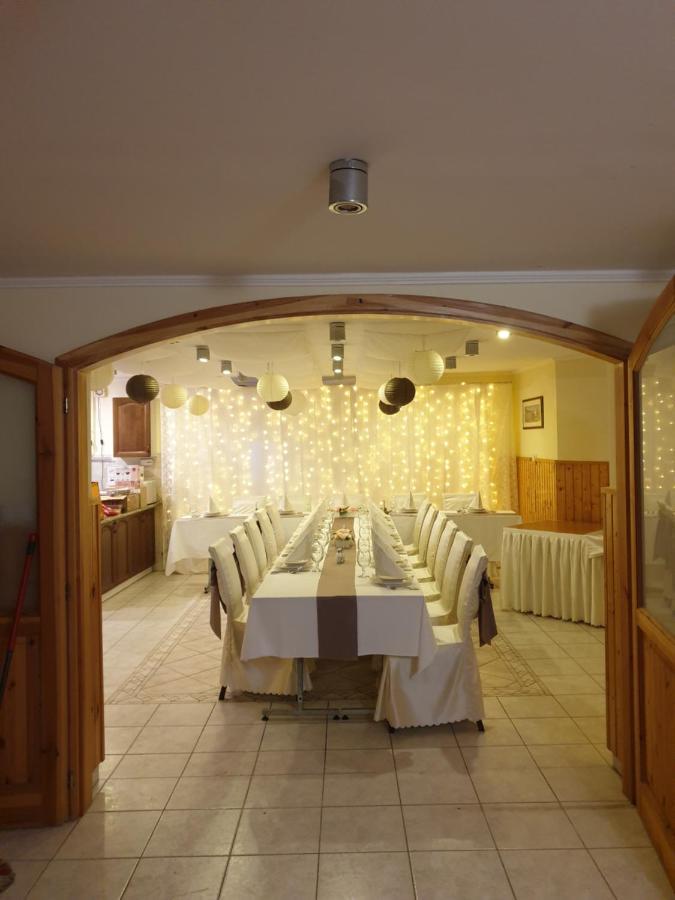 Harmonia Apartmanhaz Hajdúszoboszló Kültér fotó