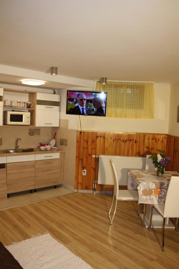 Harmonia Apartmanhaz Hajdúszoboszló Kültér fotó