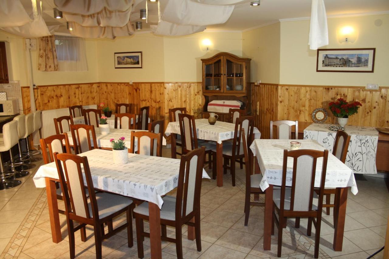 Harmonia Apartmanhaz Hajdúszoboszló Kültér fotó